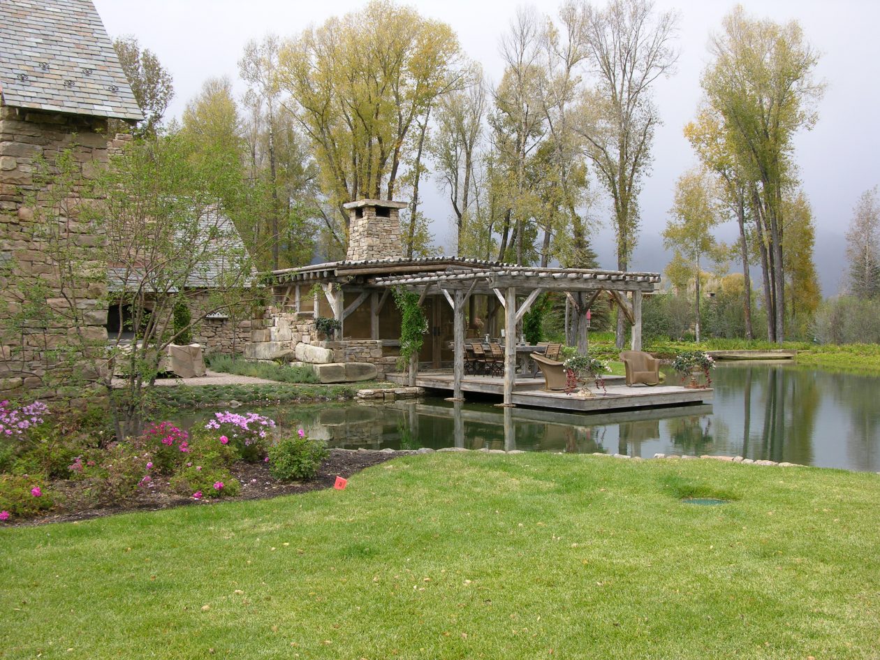European style residence pond